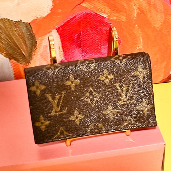Louis Vuitton Black and Gold Monogram Wallet - Picture 12 of 15